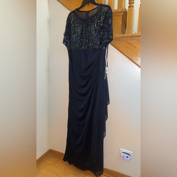 XSCAPE Women’s Navy Dress Beaded Empire-Waist Formal Gown Plus Size 14W -DISPLAY - Picture 6 of 12